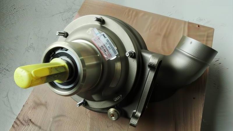 0012040100 SEAWATER PUMP 